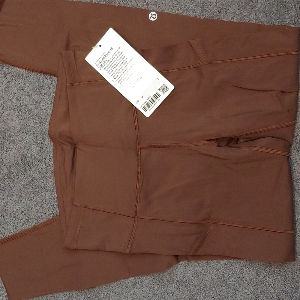 NWT Lululemon Fast and Free Tight II 25"